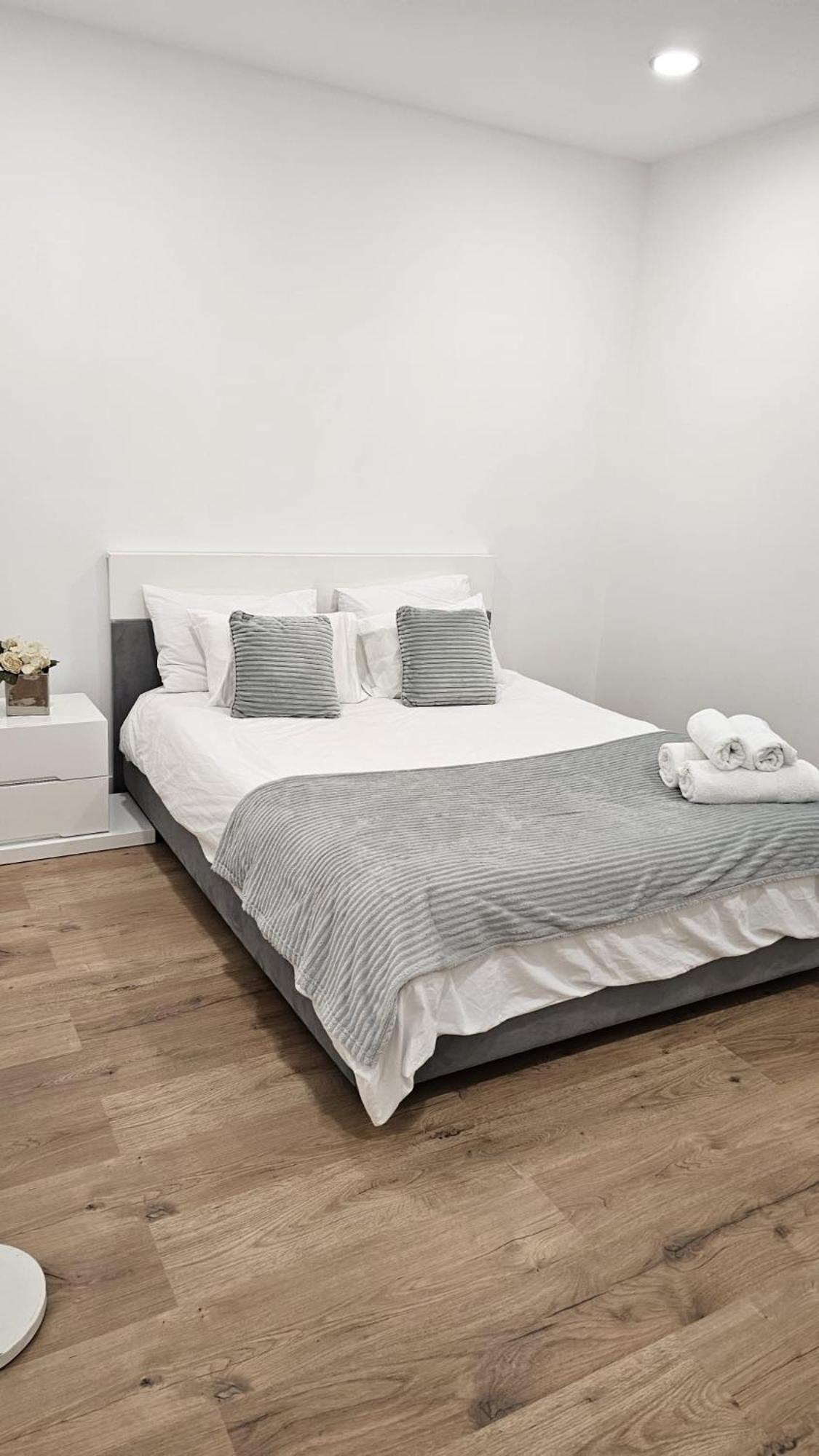 Apartamento T3 Em Lisboa/ ケルース エクステリア 写真